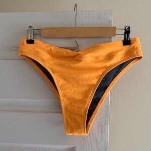 Jolyn Zoe Bottoms Size large
